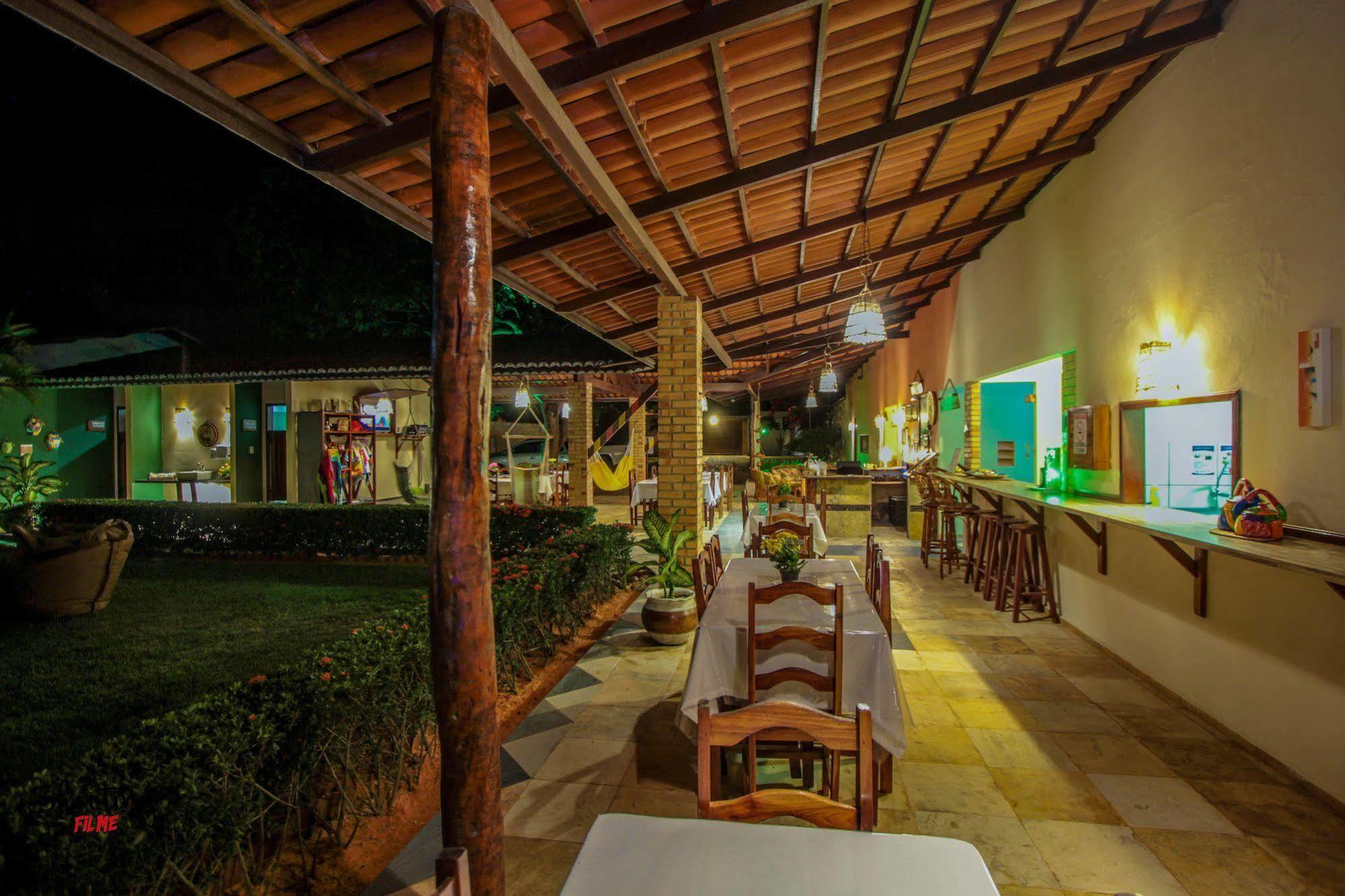 Hotel Pousada Sol & Lua Paracuru Buitenkant foto